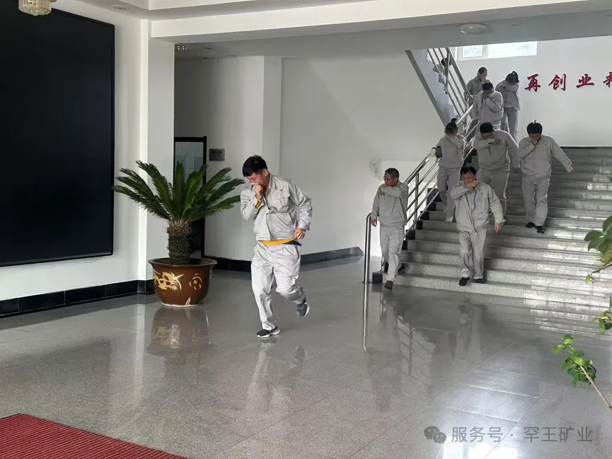 有序撤离.jpg